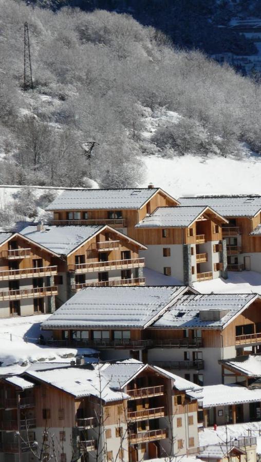 Appartements en résidence sport d'hiver, piscine, jacuzzi et sauna Orelle Esterno foto