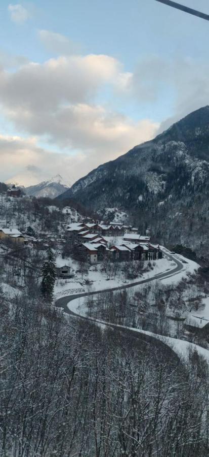 Appartements en résidence sport d'hiver, piscine, jacuzzi et sauna Orelle Esterno foto