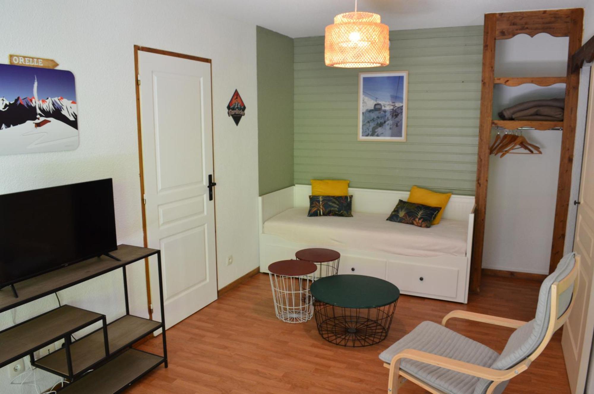 Appartements en résidence sport d'hiver, piscine, jacuzzi et sauna Orelle Esterno foto
